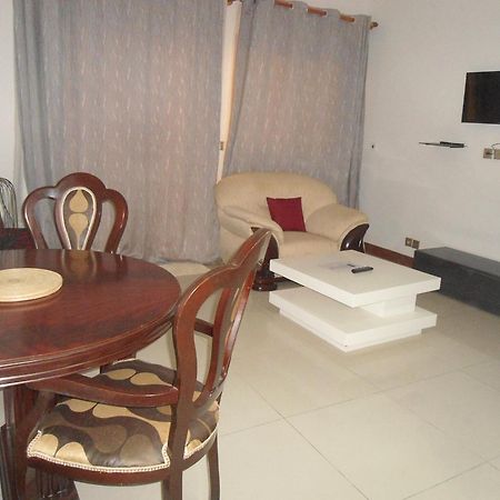 Daaru Jamm Apartment Дакар Екстериор снимка